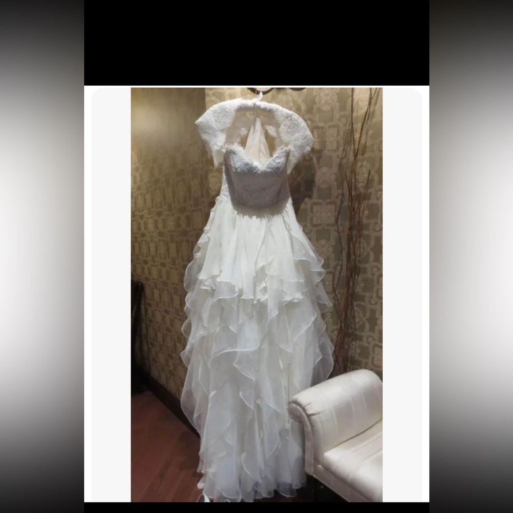 Hayley Paige KIRA Couture Wedding Gown size 10 - Picture 5 of 11
